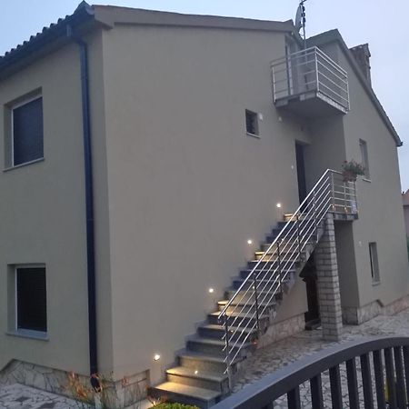 Tomi Pula Exterior foto