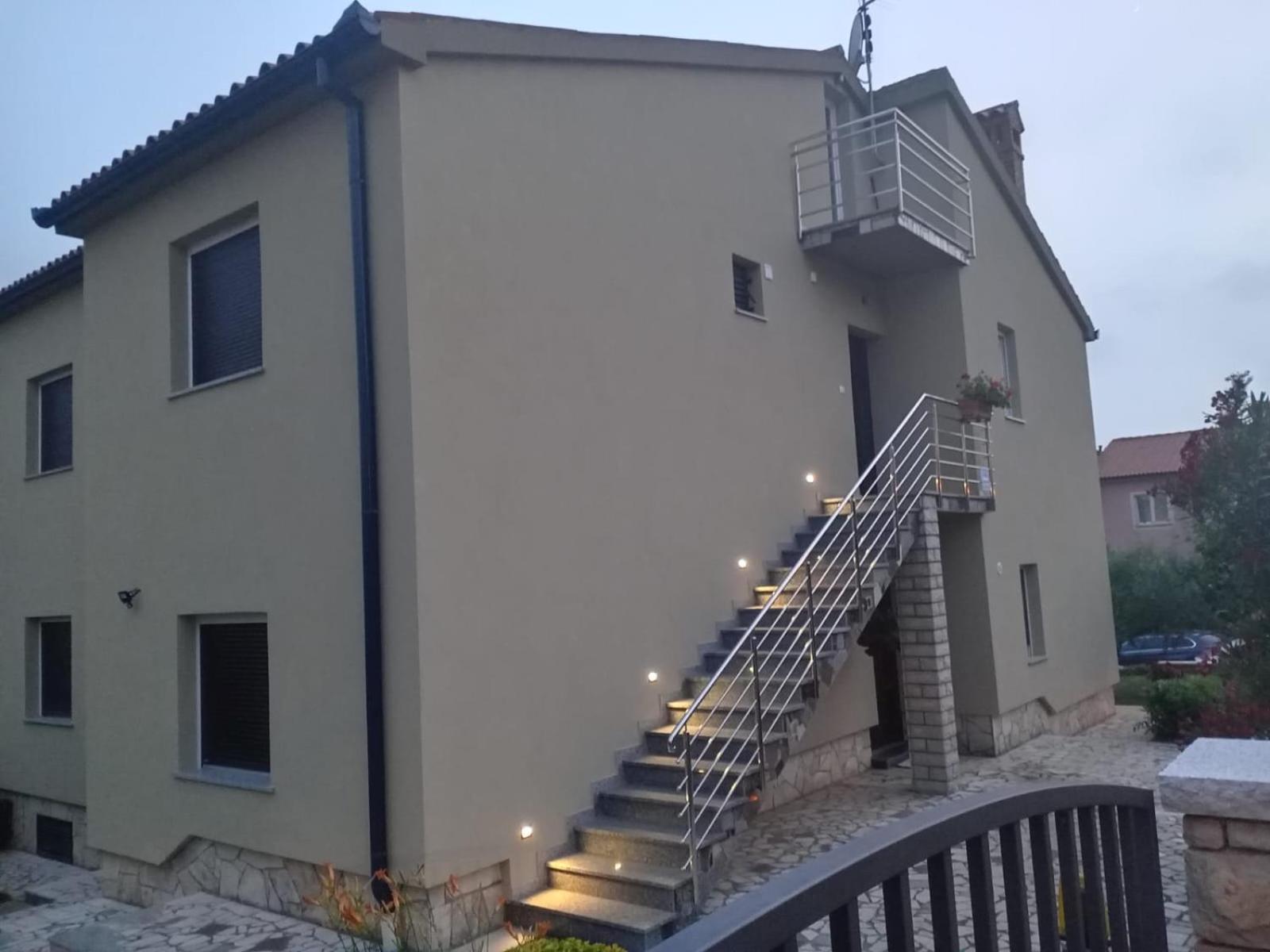 Tomi Pula Exterior foto